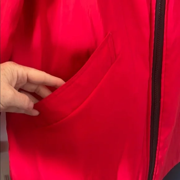 Mycra Pac Reversible Rain Trench Coat Removable Hood Travel M / L Black And Red